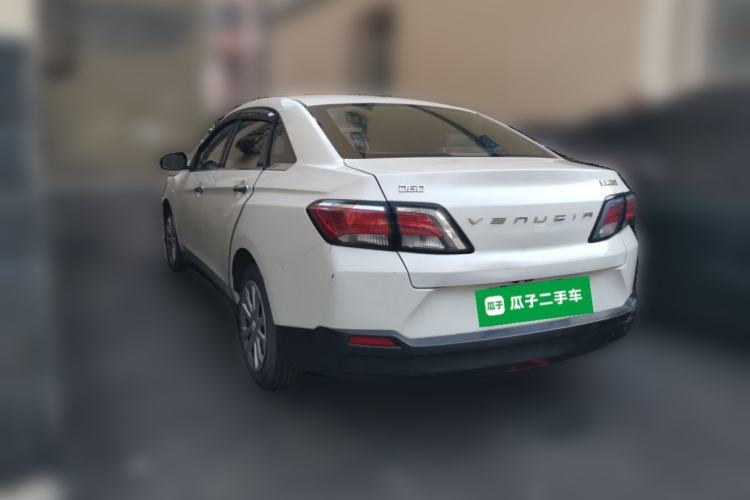 Used Venucia D60 2019 1.6L Entry Manual Fashion Edition Rear Left 45 Deg