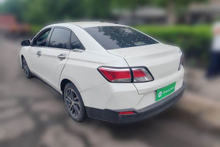 Used Venucia D60 2019 100 000-Yuan Glory 1.6L XE CVT Chenxiang Edition China V Emission Standard Rear Left 45 Deg