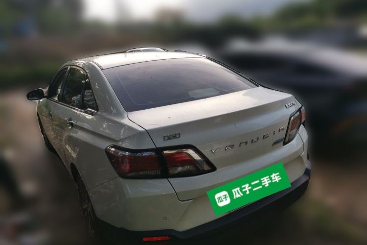 Used Venucia D60 2019 1.6L XL CVT Smart Connect Elite Edition Rear Left 45 Deg