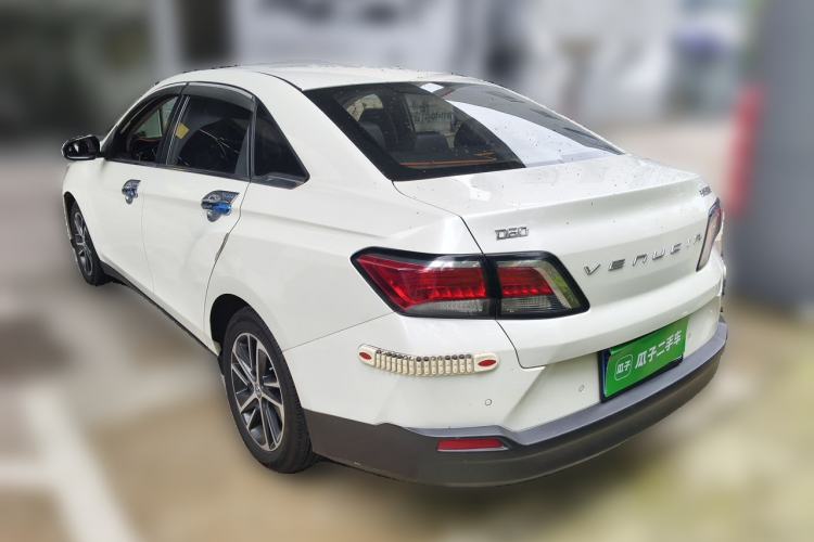 Used Venucia D60 2019 1.6L XL Manual SmartConnect Elite Edition Rear Left 45 Deg
