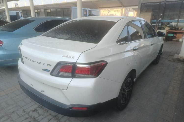 Used Venucia D60 2019 100 000 Honor 1.6L XL CVT Chenku Edition China VI Standard Rear Right 45 Deg