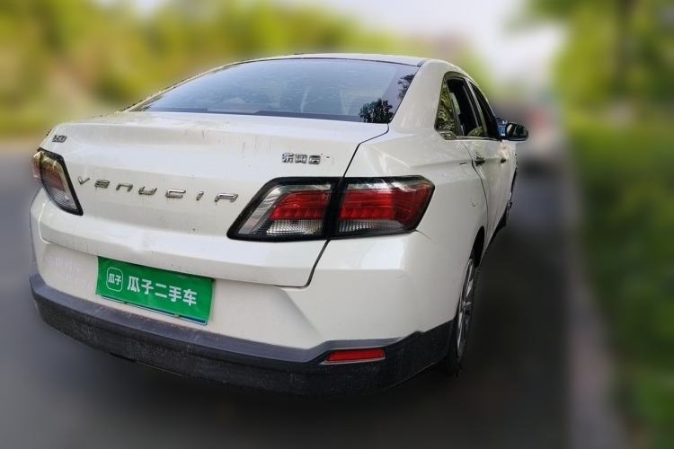 Used Venucia D60 2019 100 000 Glory 1.6L Entry Manual ChenShang Edition China VI Rear Right 45 Deg