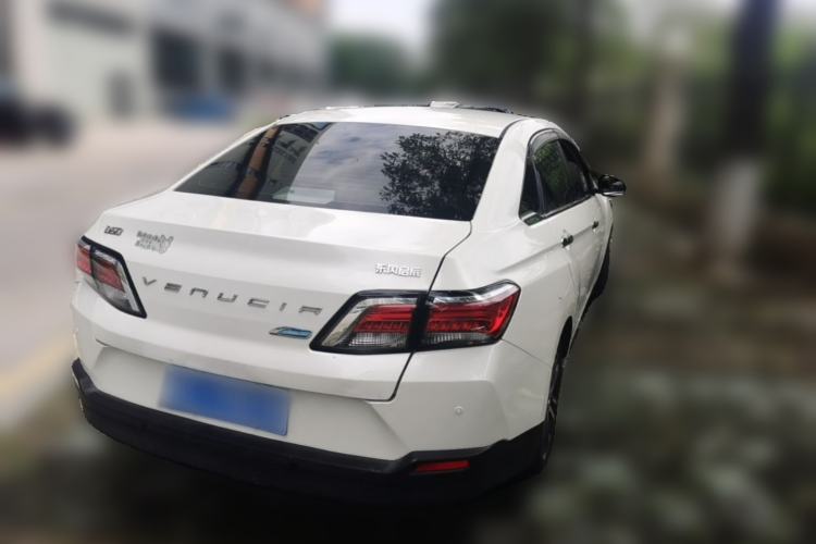 Used Venucia D60 2019 100 000 Honor 1.6L XL CVT Chenku Edition China VI Standard Rear Right 45 Deg