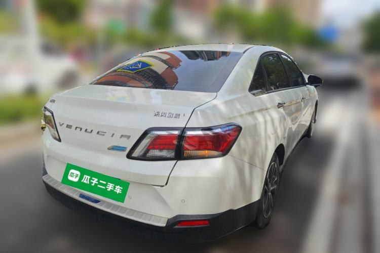 Used Venucia D60 2019 1.6L XL Manual SmartConnect Elite Edition Rear Right 45 Deg