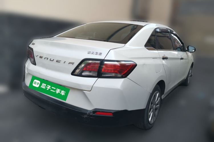 Used Venucia D60 2019 1.6L Entry Manual Fashion Edition Rear Right 45 Deg