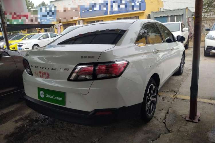 Used Venucia D60 2019 1.6L XL Manual SmartConnect Elite Edition Rear Right 45 Deg