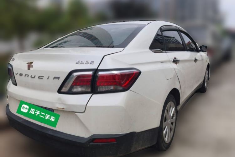 Used Venucia D60 2019 100 000 Glory 1.6L Entry Manual ChenShang Edition China VI Rear Right 45 Deg