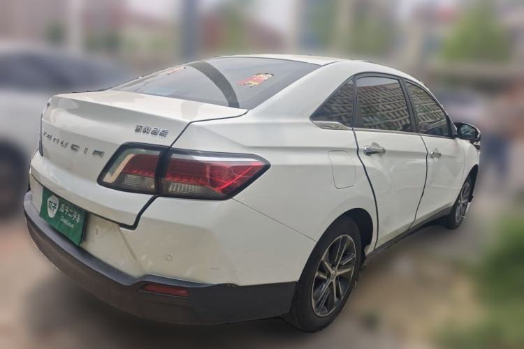 Used Venucia D60 2019 100 000 Glory 1.6L XL Manual Chenku Edition China VI Rear Right 45 Deg