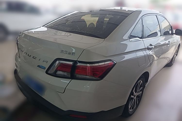 Used Venucia D60 2019 100 000 Honor 1.6L XL CVT Chenku Edition China V Standard Rear Right 45 Deg