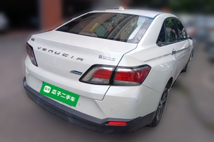 Used Venucia D60 2019 100 000 Honor 1.6L XL CVT Chenku Edition China VI Standard Rear Right 45 Deg