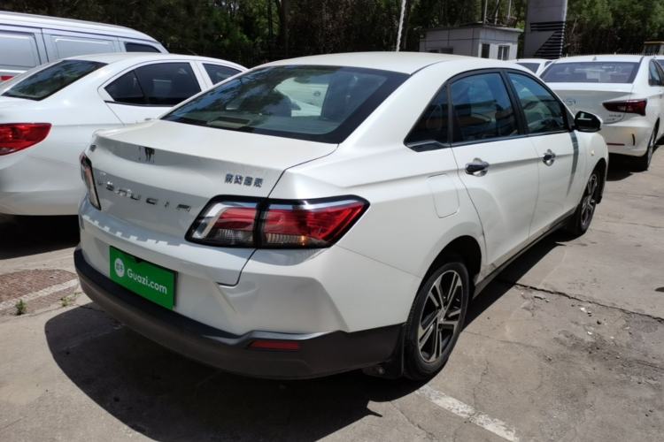 Used Venucia D60 2019 100 000 Glory 1.6L Entry Manual ChenShang Edition China VI Rear Right 45 Deg