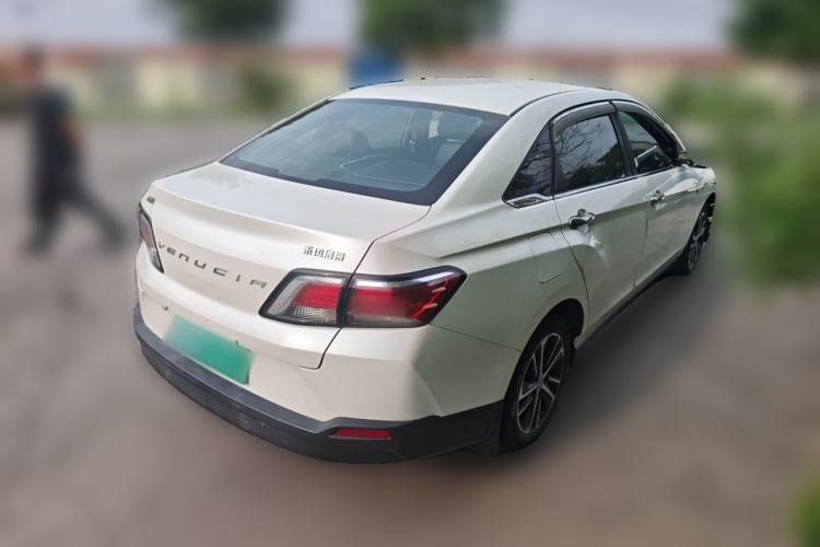 Used Venucia D60 2019 100 000 Glory 1.6L XL Manual Chenku Edition China VI Rear Right 45 Deg