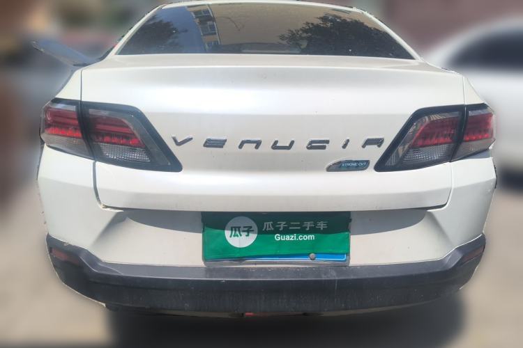 Used Venucia D60 2019 100 000 Honor 1.6L XL CVT Chenku Edition China VI Standard Rear