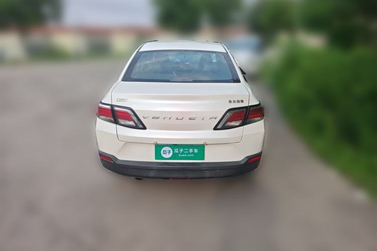 Used Venucia D60 2019 100 000 Glory 1.6L XL Manual Chenku Edition China VI Rear