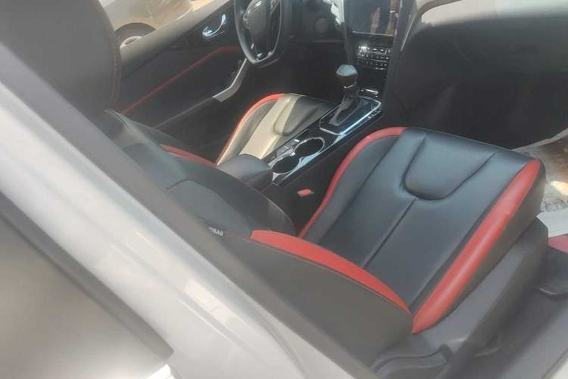 Used Venucia D60 2019 100 000 Honor 1.6L XL CVT Chenku Edition China VI Standard Right Front Seat