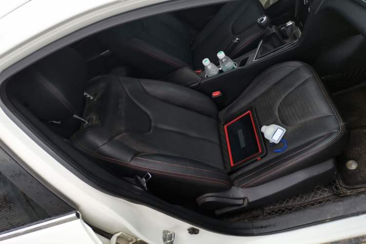 Used Venucia D60 2019 100 000 Glory 1.6L Entry Manual ChenShang Edition China VI Right Front Seat