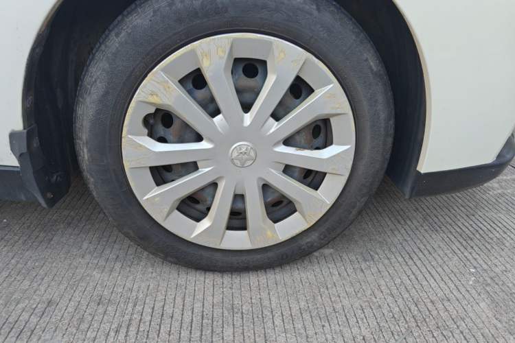 Used Venucia D60 2019 100 000 Glory 1.6L Entry Manual ChenShang Edition China VI Right Front Wheel Hub