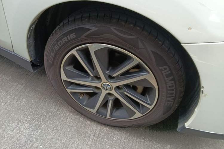 Used Venucia D60 2019 100 000 Honor 1.6L XL CVT Chenku Edition China VI Standard Right Front Wheel Hub