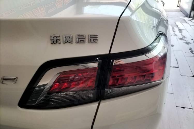 Used Venucia D60 2019 1.6L XL Manual SmartConnect Elite Edition Right Rear Taillight