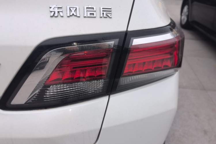 Used Venucia D60 2019 1.6L XL CVT Smart Connect Elite Edition Right Rear Taillight