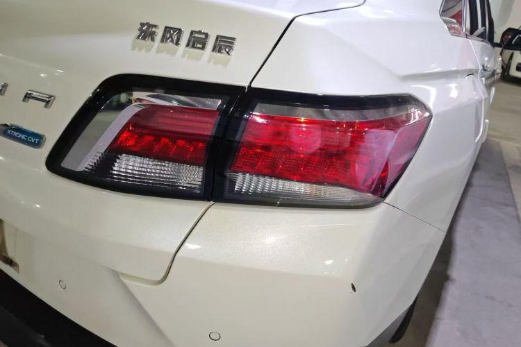 Used Venucia D60 2019 1.6L XL CVT Smart Connect Elite Edition Right Rear Taillight