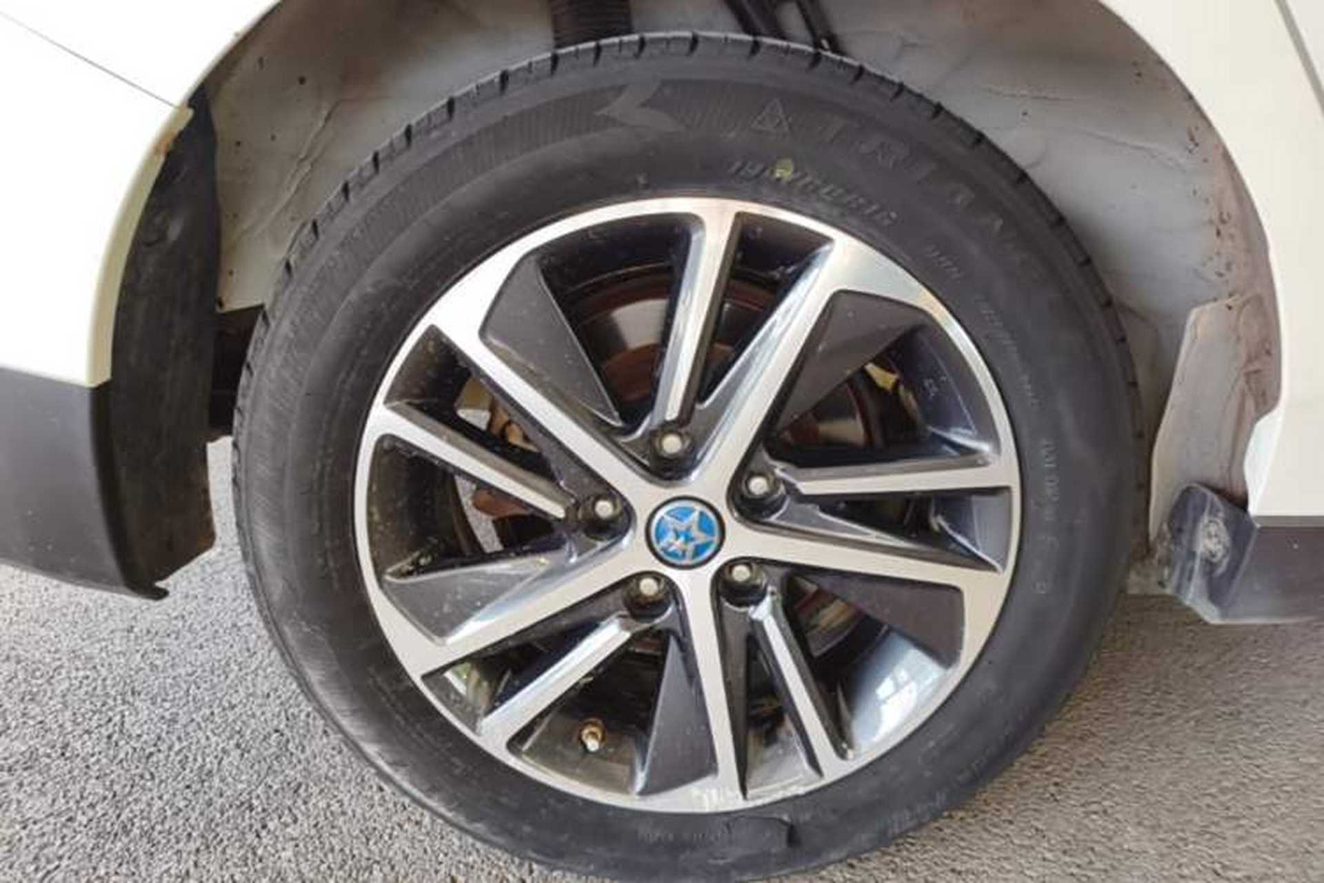 Used Venucia D60 2019 1.6L XL Manual SmartConnect Elite Edition Right Rear Wheel Hub