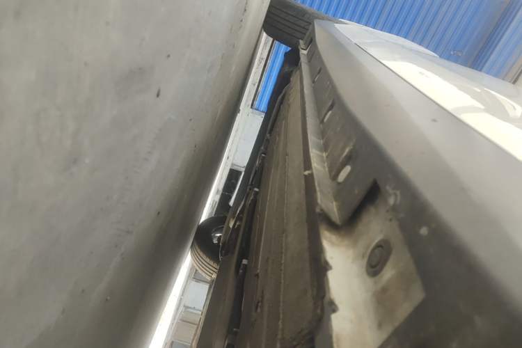 Used Venucia D60 2019 100 000 Honor 1.6L XL CVT Chenku Edition China VI Standard Right Side Sill