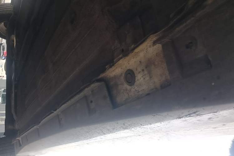 Used Venucia D60 2019 100 000 Glory 1.6L Entry Manual ChenShang Edition China VI Right Side Sill