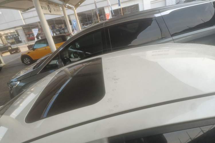 Used Venucia D60 2019 100 000 Honor 1.6L XL CVT Chenku Edition China VI Standard Roof
