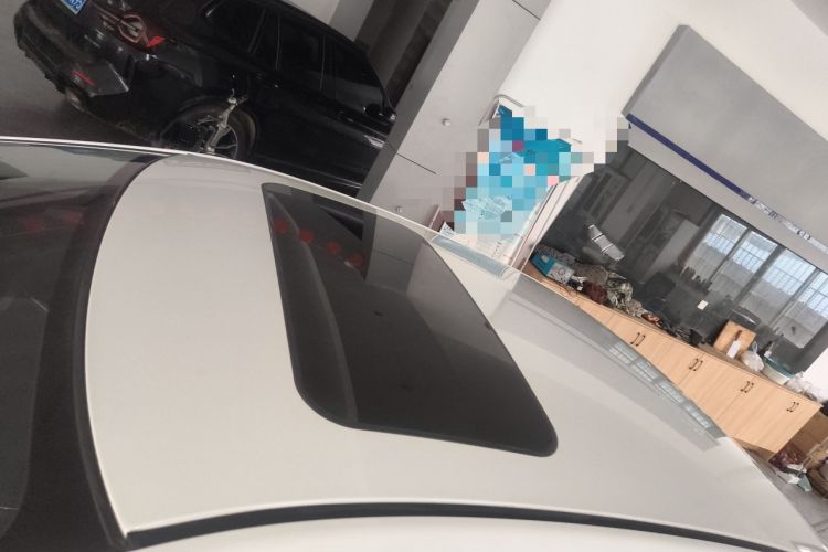 Used Venucia D60 2019 1.6L XL CVT Smart Connect Elite Edition Roof