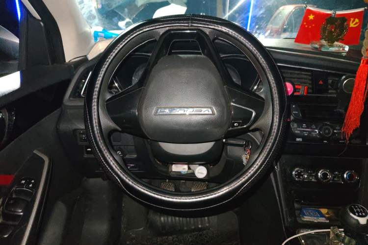 Used Venucia D60 2019 1.6L Entry Manual Fashion Edition Steering Wheel