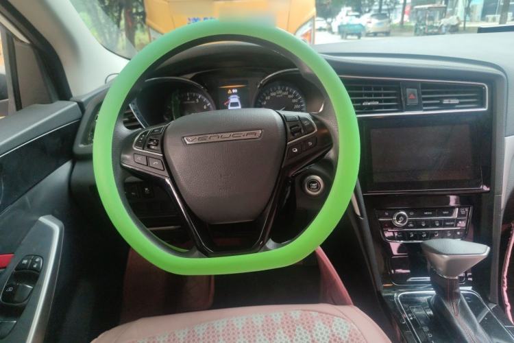 Used Venucia D60 2019 100 000 Honor 1.6L XL CVT Chenku Edition China VI Standard Steering Wheel