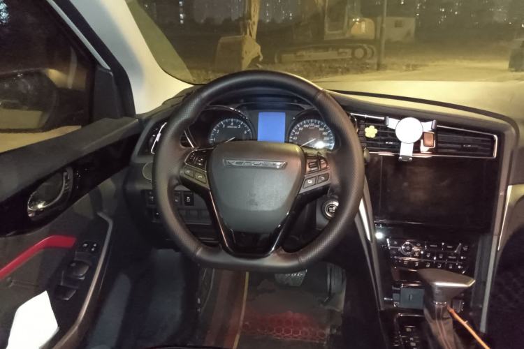 Used Venucia D60 2019 100 000 Honor 1.6L XL CVT Chenku Edition China VI Standard Steering Wheel