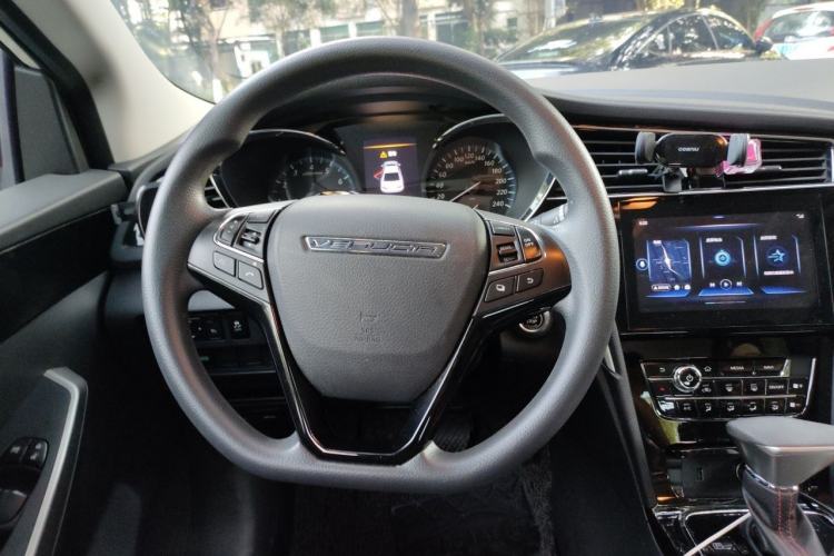 Used Venucia D60 2019 100 000 Honor 1.6L XL CVT Chenku Edition China VI Standard Steering Wheel