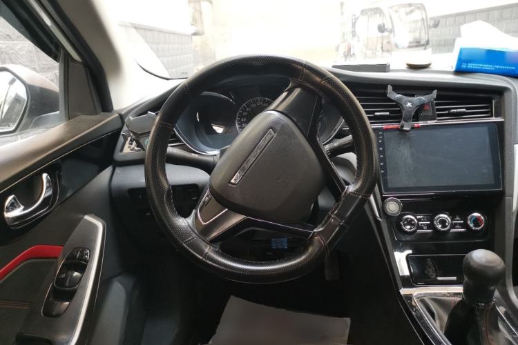 Used Venucia D60 2019 1.6L Entry Manual Fashion Edition Steering Wheel
