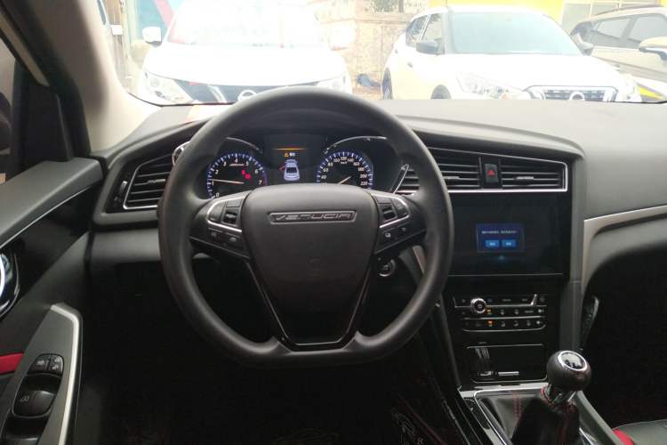 Used Venucia D60 2019 1.6L XL Manual SmartConnect Elite Edition Steering Wheel