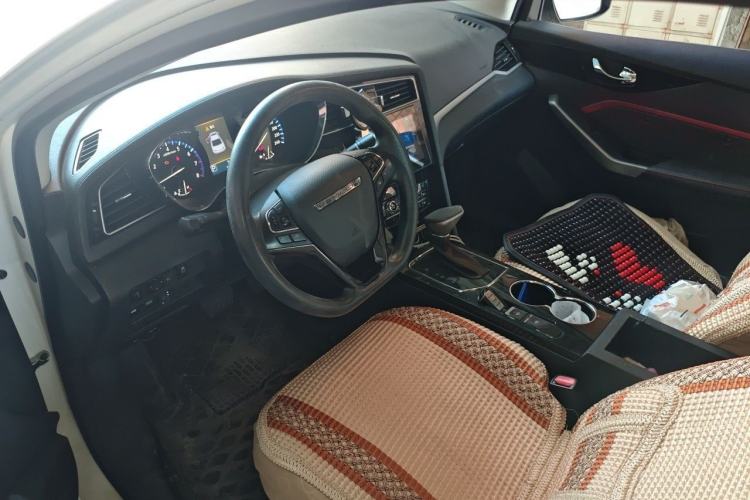 Used Venucia D60 2019 1.6L XL CVT Smart Connect Elite Edition Steering Wheel