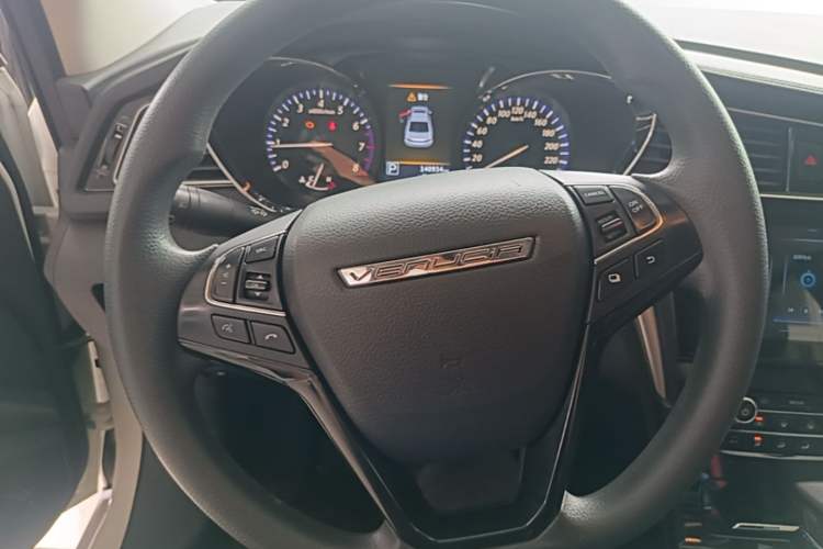 Used Venucia D60 2019 100 000 Honor 1.6L XL CVT Chenku Edition China V Standard Steering Wheel
