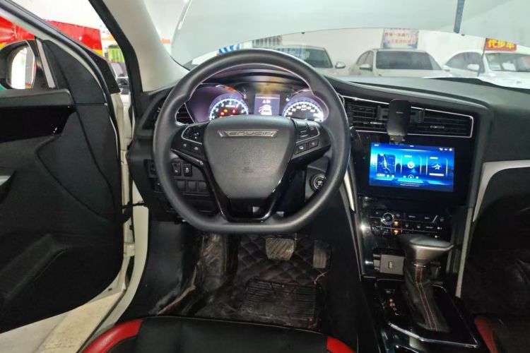 Used Venucia D60 2019 1.6L XL CVT Smart Connect Elite Edition Steering Wheel
