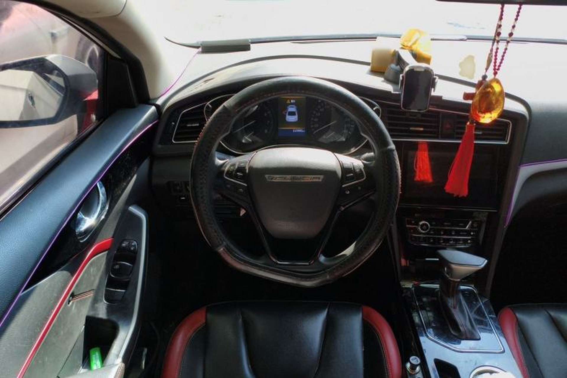 Used Venucia D60 2019 1.6L XL CVT Smart Connect Elite Edition Steering Wheel