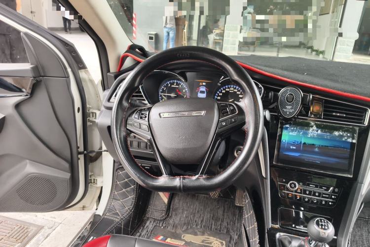 Used Venucia D60 2019 1.6L XL Manual SmartConnect Elite Edition Steering Wheel