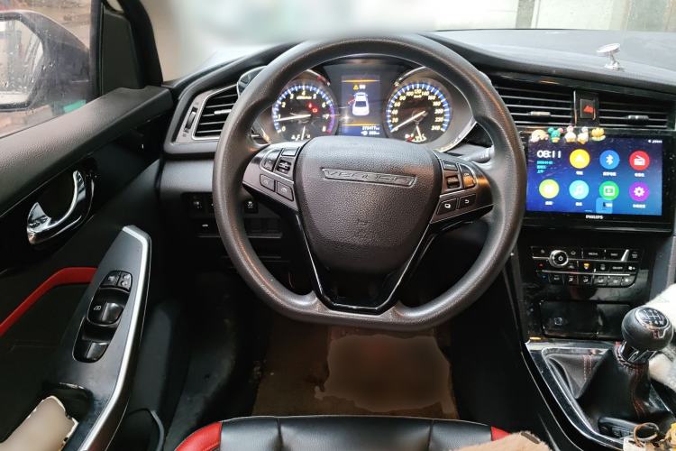 Used Venucia D60 2019 1.6L XL Manual SmartConnect Elite Edition Steering Wheel