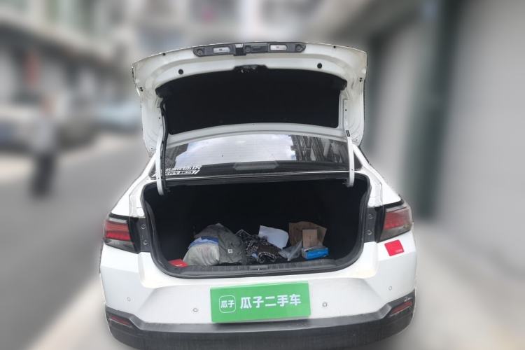 Used Venucia D60 2019 1.6L XE Manual Comfort Edition Trunk