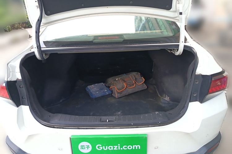 Used Venucia D60 2019 1.6L XL CVT Smart Connect Elite Edition Trunk