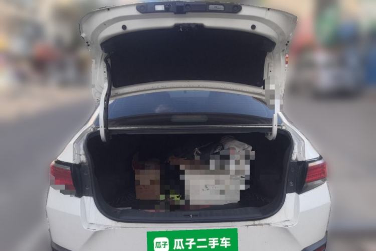 Used Venucia D60 2019 100 000-Yuan Glory 1.6L XE CVT Chenxiang Edition China VI Standard Trunk