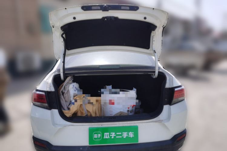 Used Venucia D60 2019 100 000 Glory 1.6L XL Manual Chenku Edition China VI Trunk