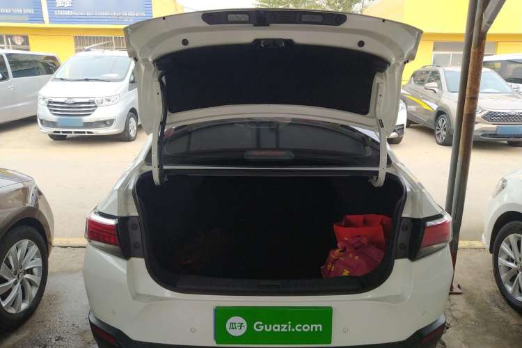 Used Venucia D60 2019 1.6L XL Manual SmartConnect Elite Edition Trunk