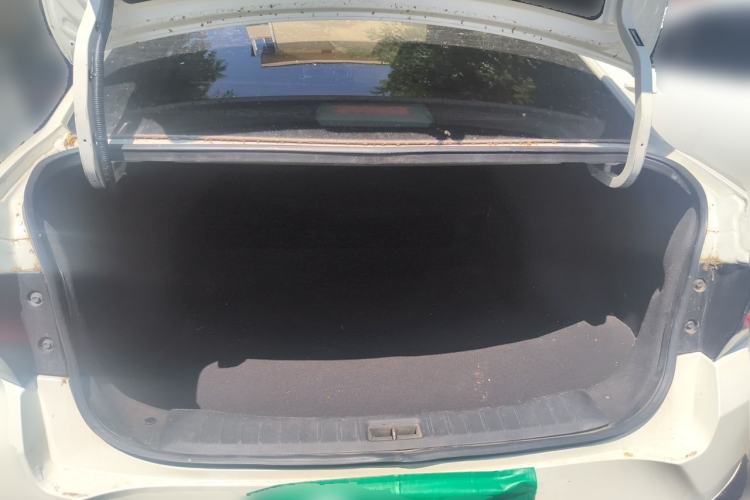 Used Venucia D60 2019 100 000 Honor 1.6L XL CVT Chenku Edition China VI Standard Trunk