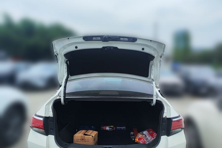 Used Venucia D60 2019 1.6L XE CVT Comfort Edition Trunk