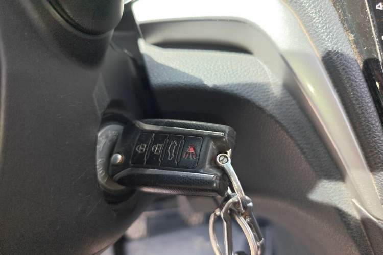 Used Venucia D60 2019 100 000 Glory 1.6L Entry Manual ChenShang Edition China VI Vehicle Key